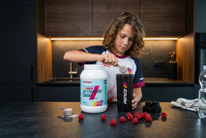 Penco JUNIOR AFTER SPORT SHAKE 1500 g - PRÍCHUŤ: malina